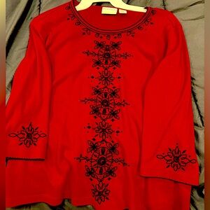 Woman’s Sweater 1X Alfred Dunner